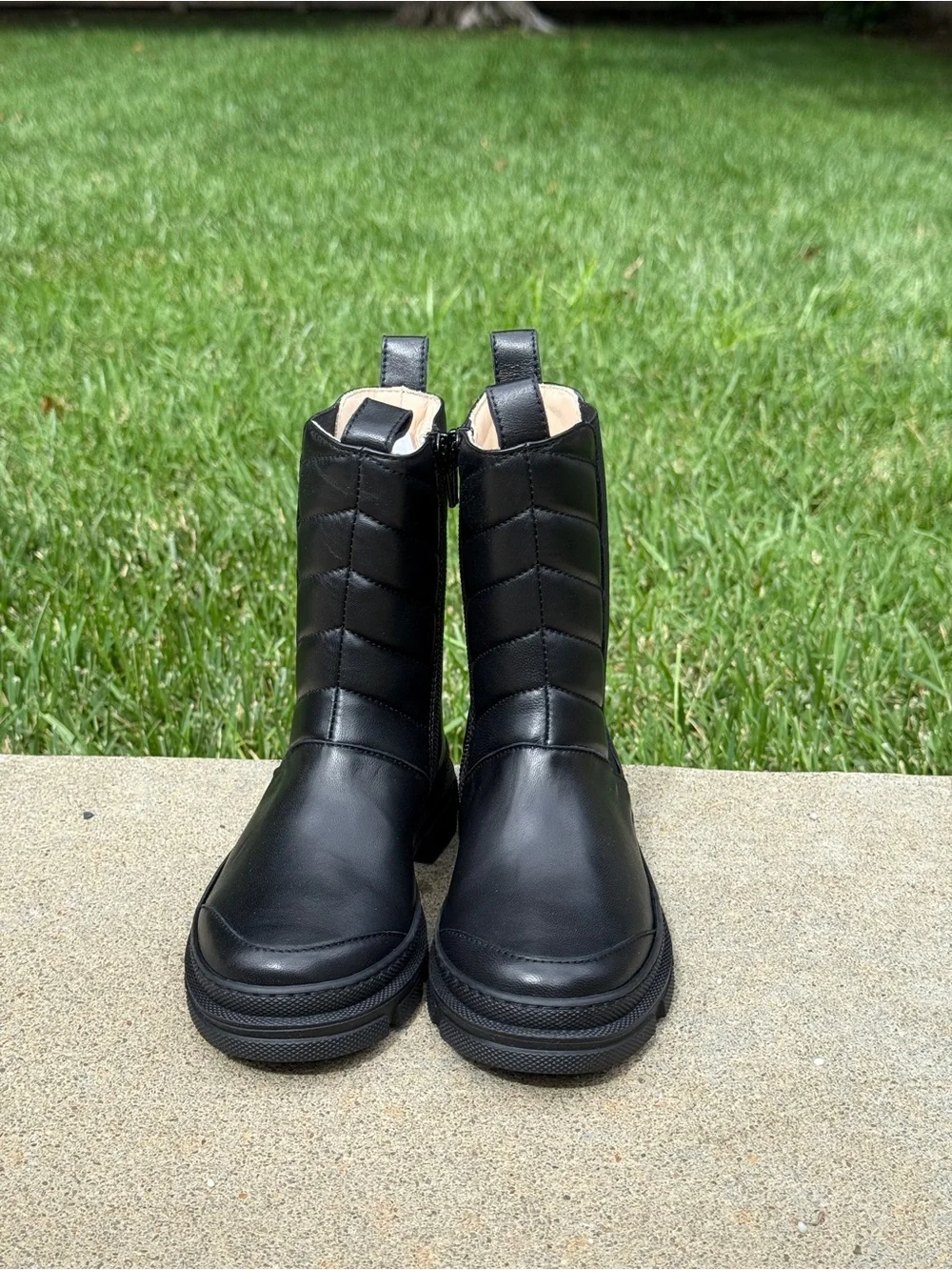 New Luxelim size 29 Chelsea leather boots black/black